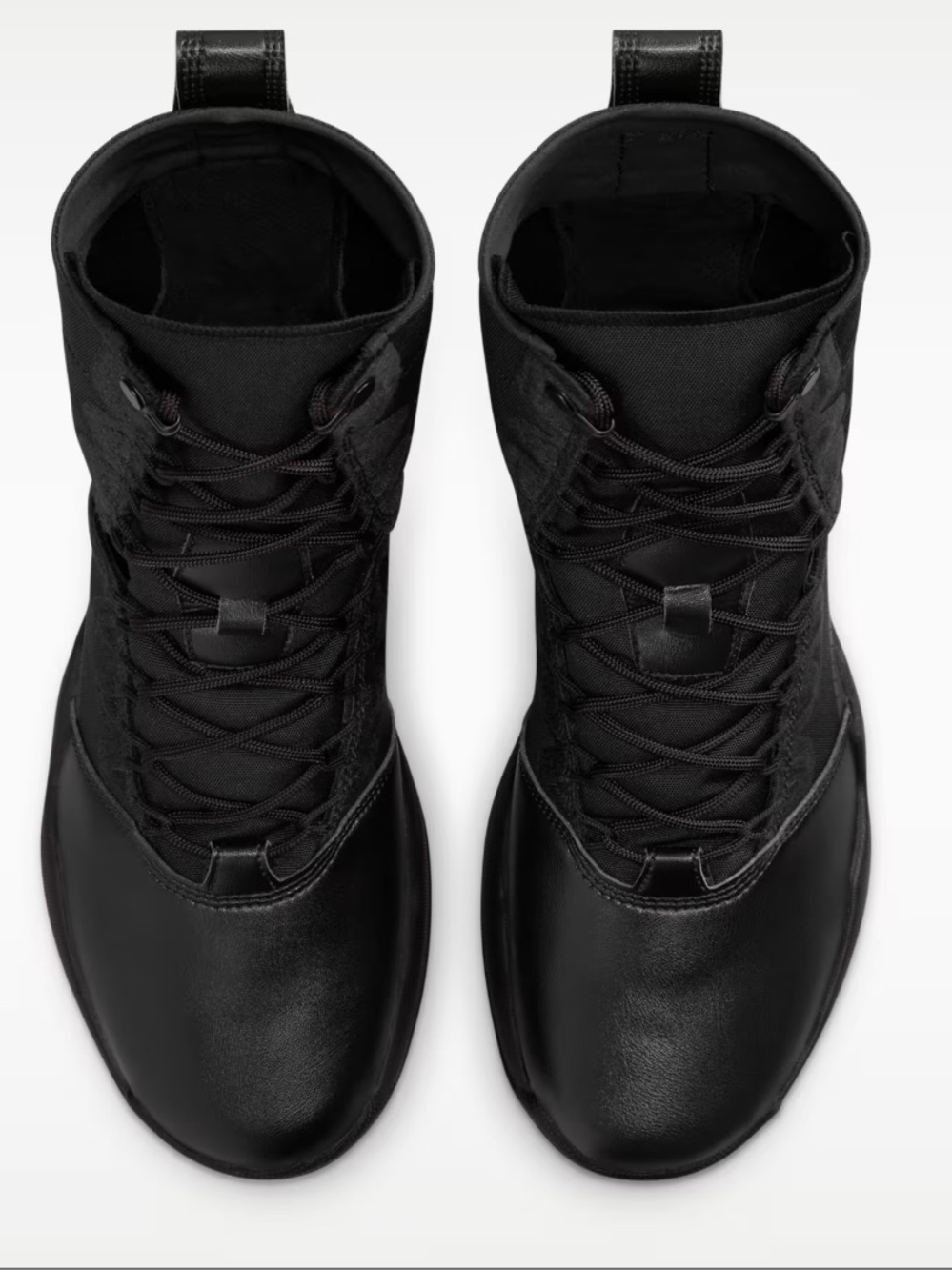 Nike SFB B2 Lace-Up Boots
